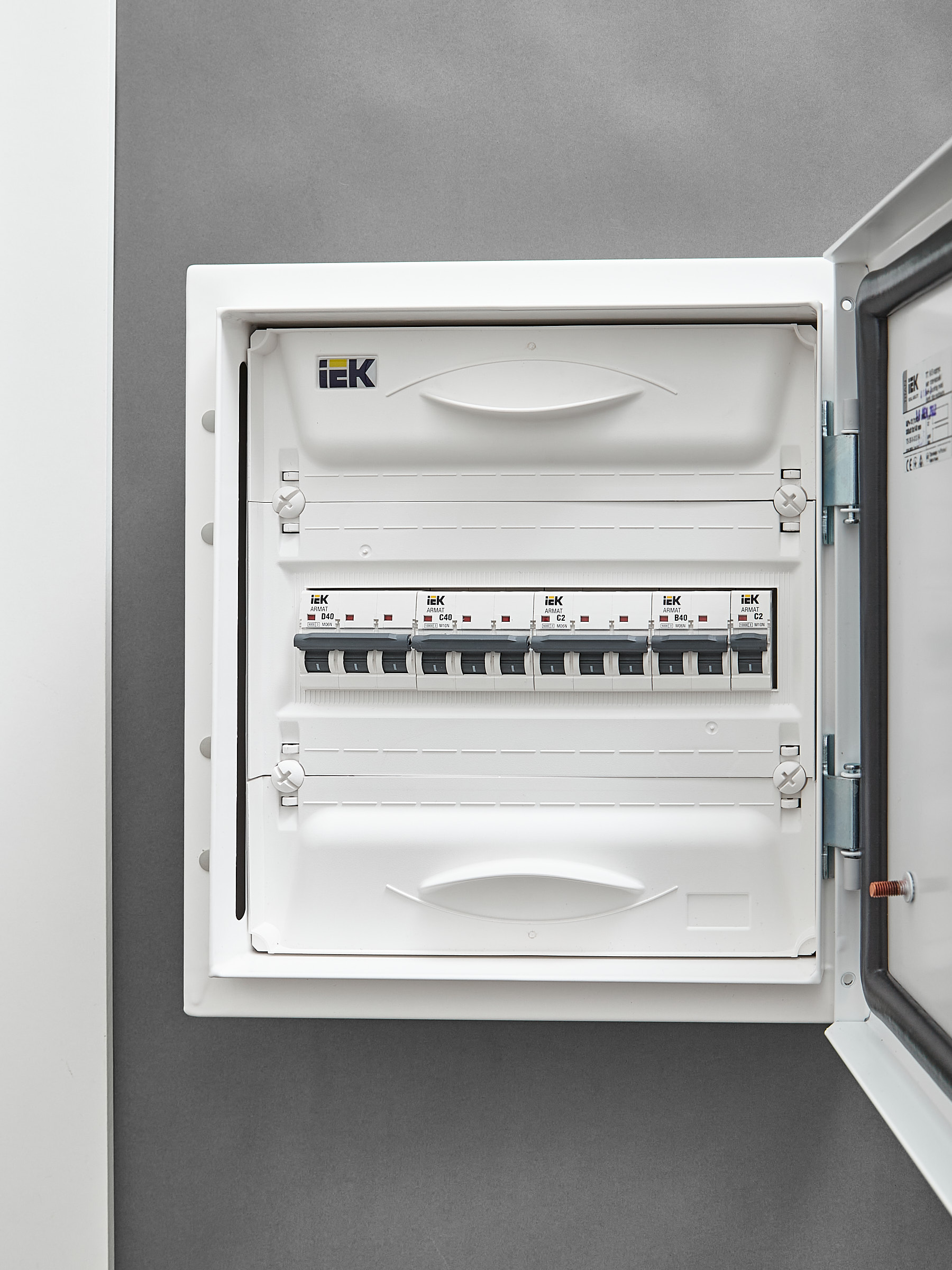 ARMAT Авт. выкл. M10N 3P C 40А IEK