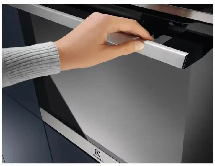 Духовой шкаф Electrolux EOE8P39WX — фото 13