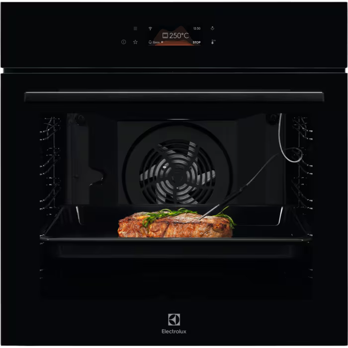 Встраиваемые электрические духовки ELECTROLUX/ Духовой шкаф AssistedCooking с пиролизом, основной цвет - черное стекло, сенсорное управление, цветной ЖК-дисплей, электронное регулирование времени и температуры, будильник,  таймер отключения, отложенный старт, хромированные направляющие из нержавеющей стали Easy Entry , телескопические направляющие FlexiRunners (1 ур) с изменением высоты установки, 3 стекла, пиролитическая очистка, термощуп, cенсорный дисплей EXCIte
