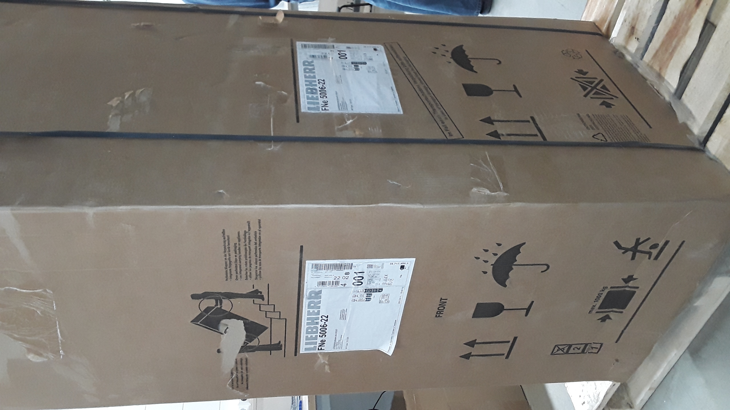 Морозильные камеры LIEBHERR/ Online-exclusive.Pure, NoFrost, 6 контейнеров, в. 165,5 см, ш. 60 см, г. 67.5 см, класс ЭЭ A, внутренние ручки, белый цвет