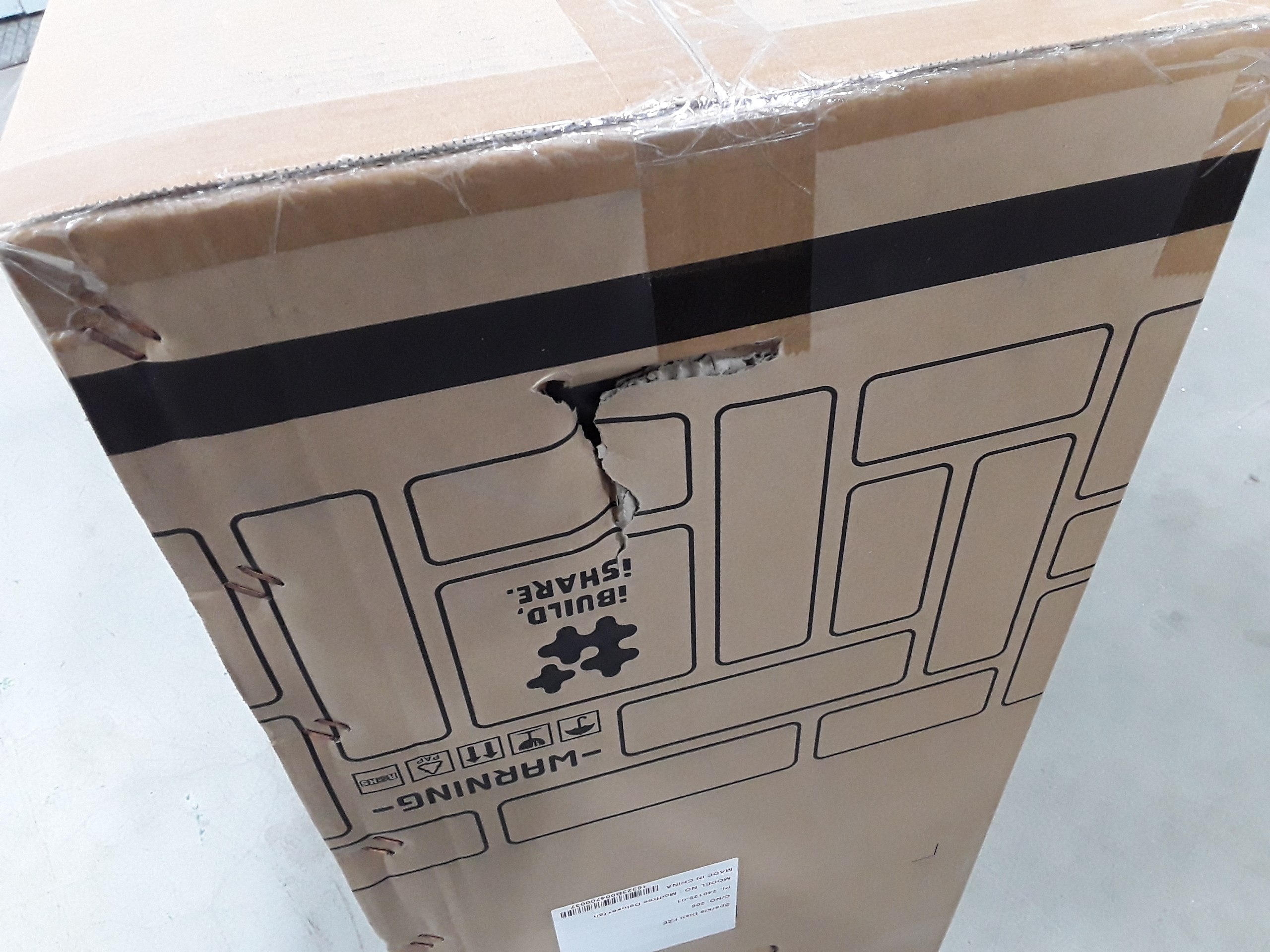 Корпус без блока питания/ Case InWin Modfree Deluxe, Full-Tower, TG, 4x140mm ARGB, 2xUSB-A 3.0 + 1xUSB-C 3.2, E-ATX, ATX, mATX, mITX Black
